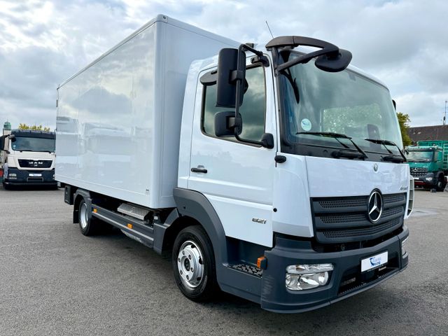 Mercedes-Benz Atego 821/ isoliert mit Heizfunktion/ 3-Sitzer