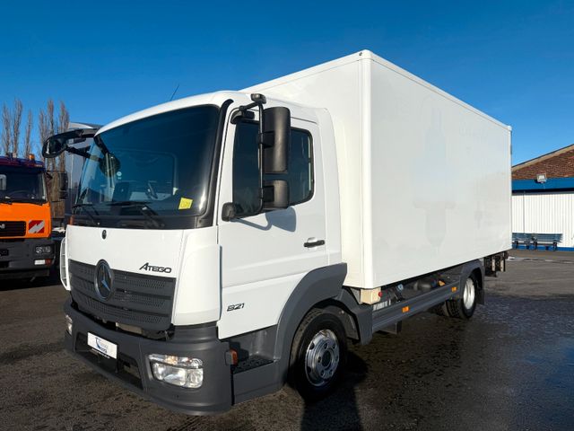 Mercedes-Benz Atego 821/ 3-Sitzer/ isoliert mit Heizfunktion
