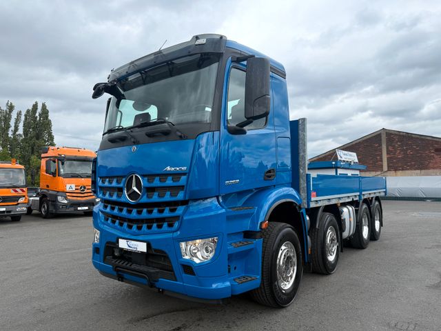 Mercedes-Benz Arocs 3253 / R-Kamera / Altec Laderampe / AHK