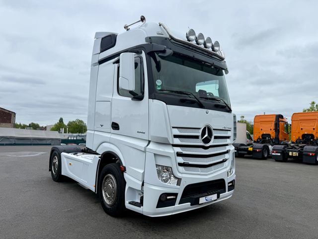 Mercedes-Benz Actros 1845/ ADR/ Retarder/ 2Tanks=1.000 ltr